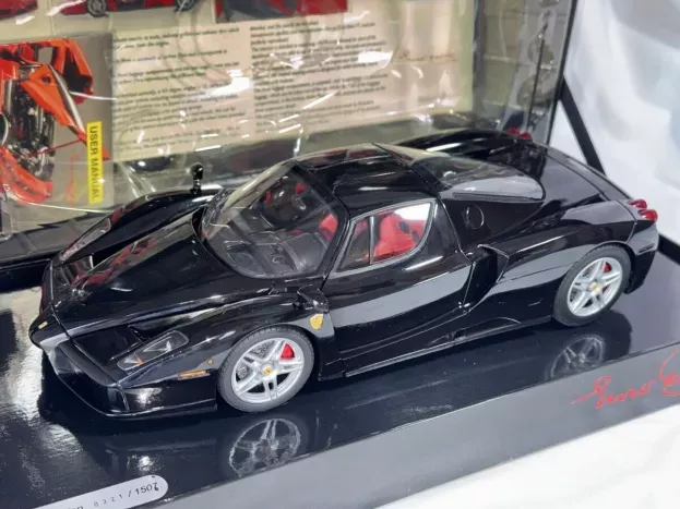 BBR Ferrari Enzo - Ltd Ed Of 1507 2003 1:18 HE180009