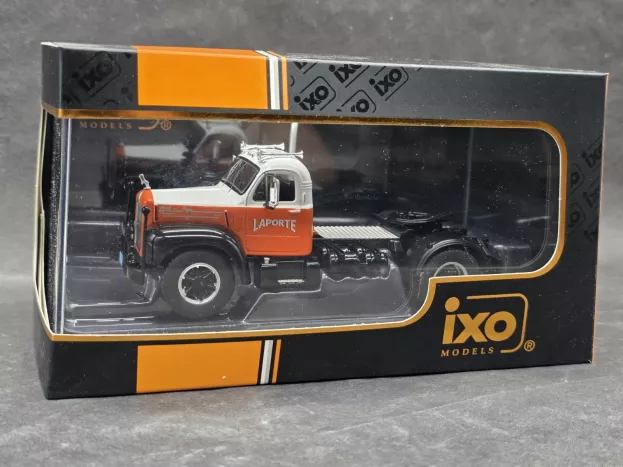 IXO Models Mack B61 Tractor Truck 2-assi Laporte 1953 1:43 TR053