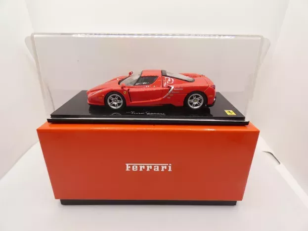 Kyosho Ferrari Enzo Test Car 1:43 05001T