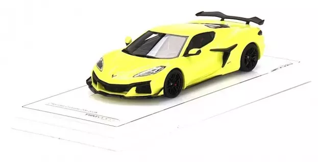 Truescale Chevrolet Corvette Z06 Coupe 2023 1:43 TSM430670