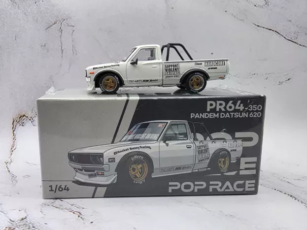 Pop Race Datsun 620 Pick-up Pandem 1975 1:64 PR640350