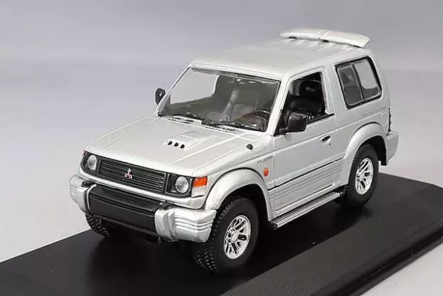 Minichamps Mitsubishi Pajero Swb 1991 1:43 940163371