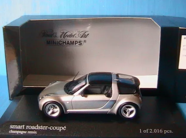 Minichamps Smart Roadster Coupe 2003 1:43 400032121