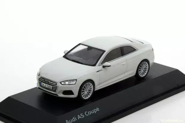 Spark Audi A5 Coupe 2016 1:43 5011605431