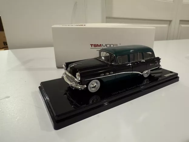 Truescale Buick Century Estate Wagon 1954 1:43 TSM144315