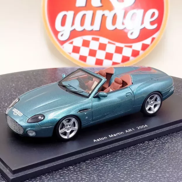 Spark Aston Martin Ar1 Spider 2004 1:43 S0377