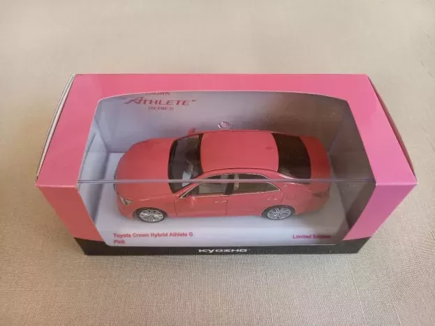 Kyosho Toyota Crown Hybrid Athlete G 2012 1:43 03645P