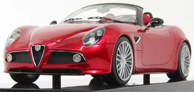 MR Models Alfa Romeo 8c Spider 2008 Cerchi Raggi Showcase With Carbon Base 1:18 ALFA02BLUX