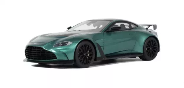GT Spirit Aston Martin V12 Vantage 2023 1:18 GT922