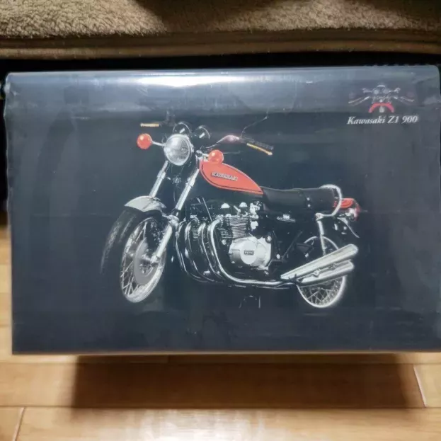 Minichamps Kawasaki 900 Z1 Super 4 1973 1:12 122164100