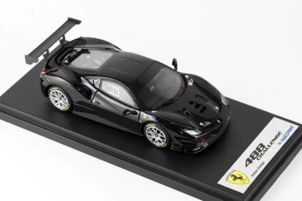 Looksmart Ferrari 488 Challenge 2017 1:43 LS476D