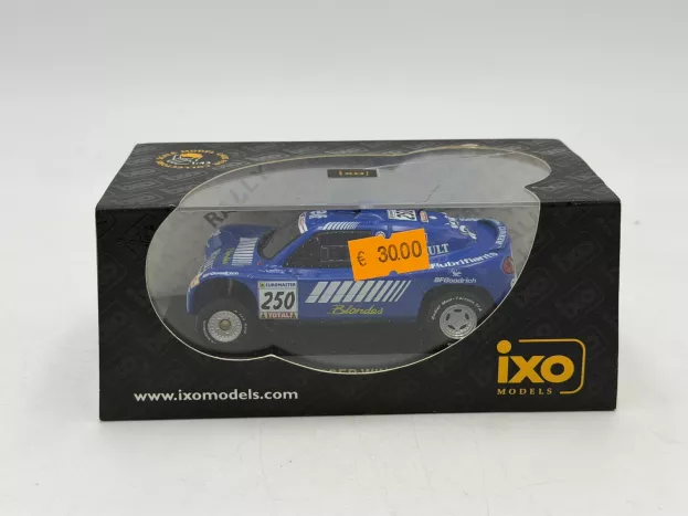 IXO Models Renault Megane Schlesser Elf N 250 Winner Rally Paris Dakar Cairo 2000 J-l.schlesser H.magne 1:43 RAM020