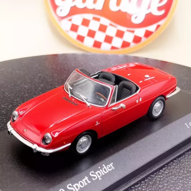 Minichamps Fiat 850 Sport Spider 1968 1:43 400121230