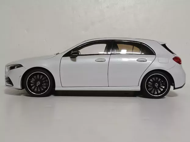 Norev Mercedes A-class w177 2018 1:18 B66960429