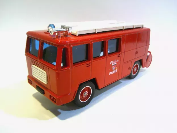 Solido Berliet Gak 17 Truck Furgon Mixte Fire Engine 1978 Vigile Del Fuoco 1:55 375