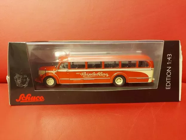 Schuco Mercedes O6600 Autobus Der Reiseliebling 1953 1:43 2749