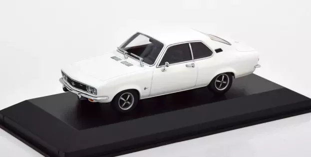 Minichamps Opel Manta A 1970 1:43 940045502