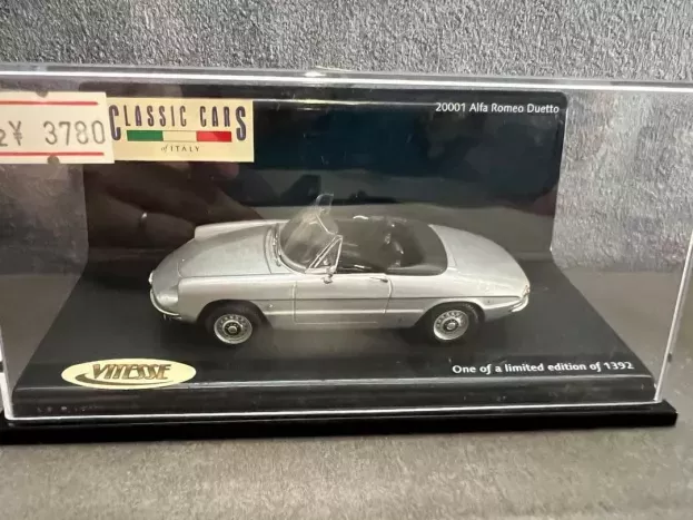 Vitesse Alfa Romeo Duetto Spider 1:43 20001