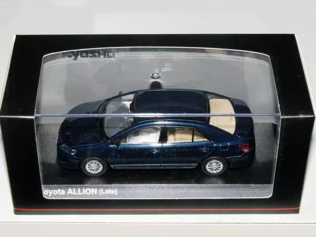 Kyosho Toyota Allion late 2001 1:43 03635DB