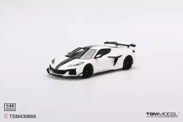 Truescale Chevrolet Corvette Z06 Coupe 2023 1:43 TSM430669