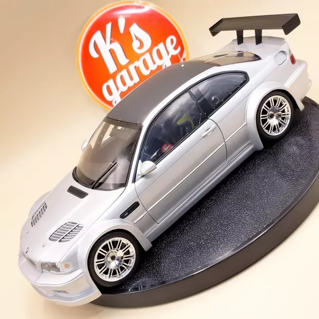 Minichamps Bmw 3-series M3 Gtr E46 Street 2001 1:18 100012102
