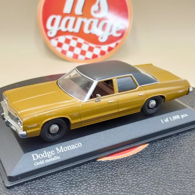 Minichamps Dodge Monaco 1974 1:43 400144772