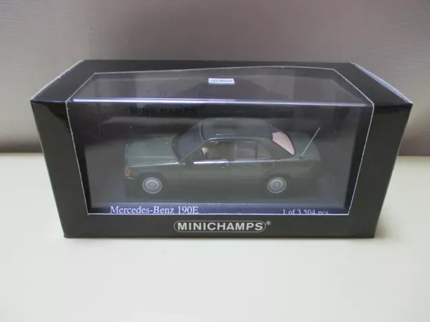 Minichamps Mercedes 190 E 1984 1:43 34100