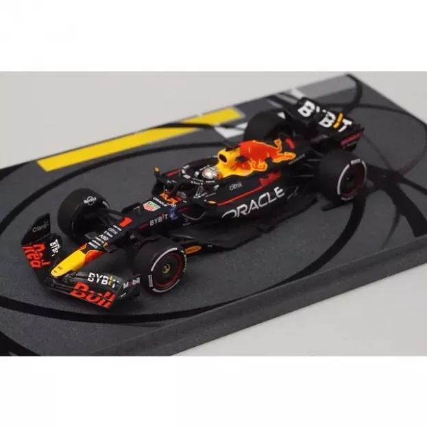 Spark Red Bull F1 Rb18 Team Oracle Red Bull Racing N 1 Winner Abu Dhabi World Champion 2022 Max Verstappen 1:43 S8553