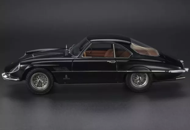 Top Marques Ferrari 400sa Superamerica 1-series Coupe 1961 1:18 TOP131A
