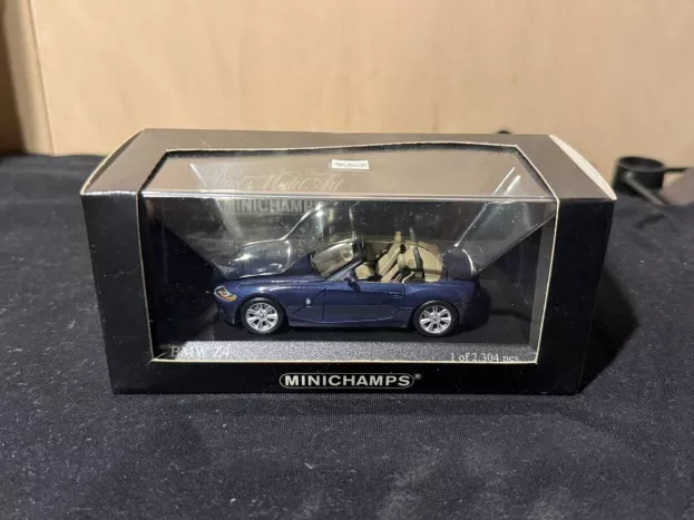 Minichamps Bmw Z4 Spider 2002 1:43 021031
