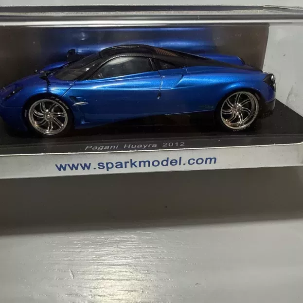 Spark Pagani Huayra 2012 1:43 S3561