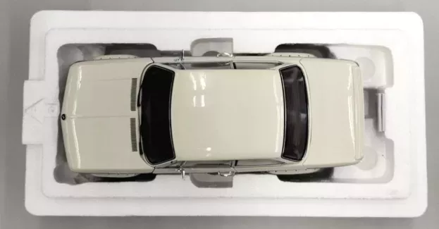 Kyosho Bmw 2002 Turbo 1974 1:18 08544W