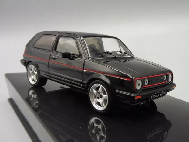 IXO Models Volkswagen Golf Gti Mkii 1984 1:43 CLC417N