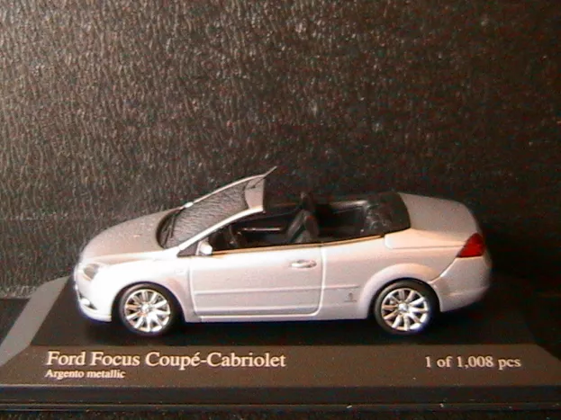 Minichamps Ford Focus Cabriolet 2008 1:43 400084031