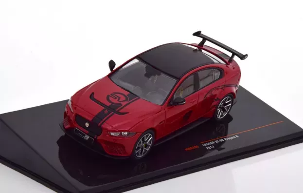 IXO Models Jaguar Xe Sv Project 8 2017 1:43 MOC300