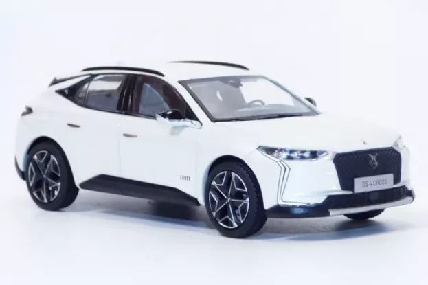 Norev Ds Automobiles Ds4 Cross 2021 1:43 170045