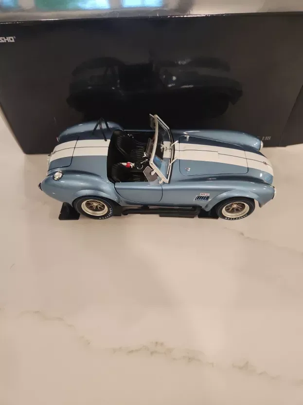 Kyosho Ford Shelby Cobra 427 S c Spider 1962 1:18 08047S