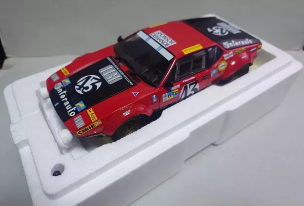 Kyosho De Tomaso Pantera Ford 5.8l V8 Team Claude Dubois N 43 16th 24h Le Mans 1975 P.rubens P.bozzetto 1:18 08855A