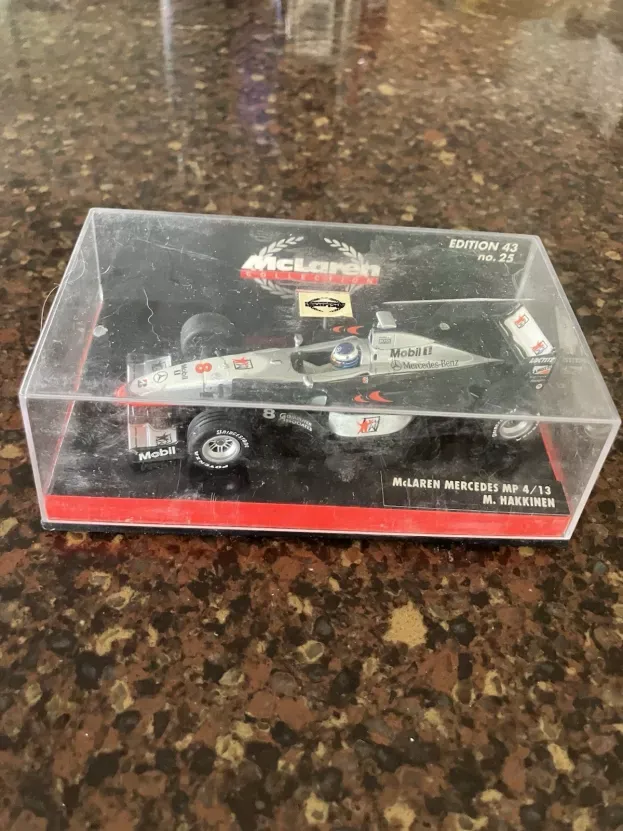 Minichamps Mclaren F1 Mercedes Mp4 13 N 7 Race Version 1998 D.coulthard 1:43 530984307