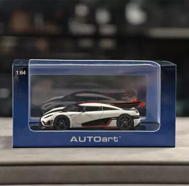 AUTOart Koenigsegg 1 One 2014 1:64 20041