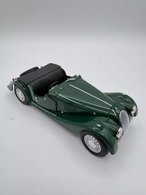 Kyosho Morgan 4 4 Mkii Spider 1974 1:18 08111G