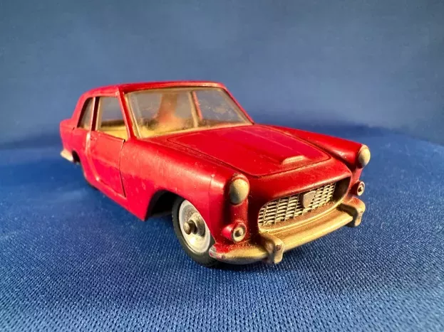 Solido Lancia Flaminia Coupe beige Interiors 1:43 121