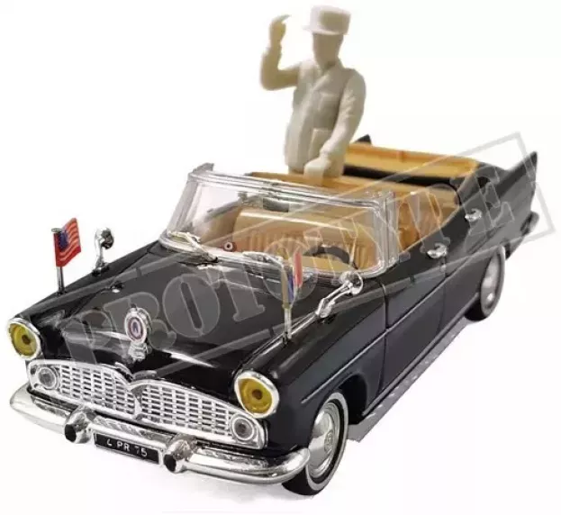 Norev Simca V8 Chambord Presidentielle With Figure 1968 1:43 574032