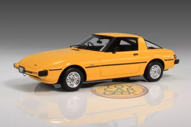 SCHUCO Mazda Savanna Rx-7 Coupe 1978 1:43 450934200