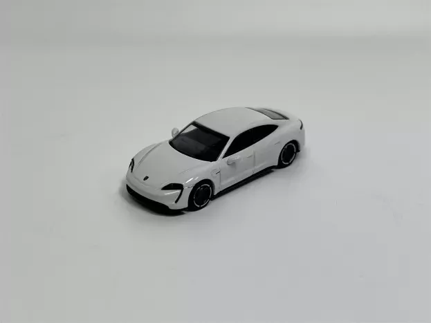 Minichamps Porsche Taycan Turbo S 2019 1:87 870068400