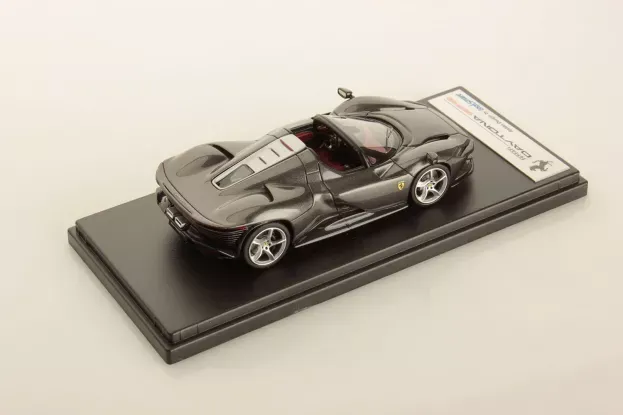 Looksmart Ferrari Daytona Sp3 Open Roof 2022 1:43 LS535SPE