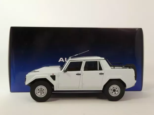 Autoart Lamborghini Lm002 Pick-up 1986 1:18 74549