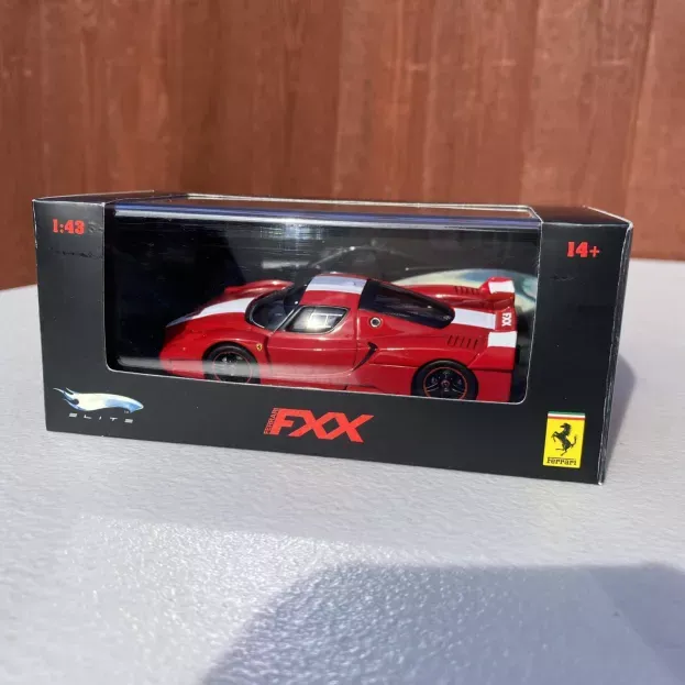 Hot Wheels Ferrari Fxx 2005 1:43 N5605