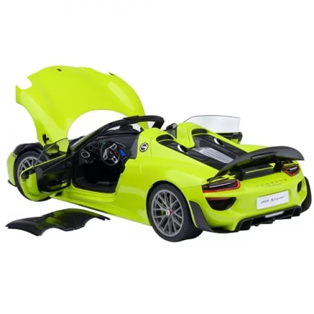 Autoart Porsche 918 Spyder Weissach Package 2013 1:18 77921