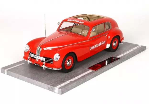 BBR Alfa Romeo 6c 2500 Freccia D'oro 1949 Con Vetrina With Showcase 1:18 BBRC1812Gi